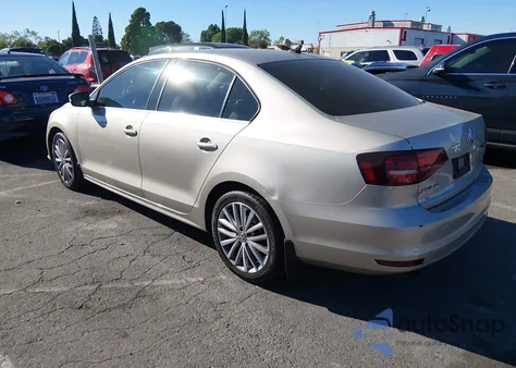 2016 Volkswagen Jetta 1.8T Sel из США, поврежденный, VIN 3VWL07AJ8GM321415